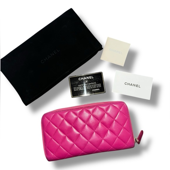 CHANEL Calfskin Matelasse CoCo Zip Around Wallet W/ COA - Picture 4 of 16